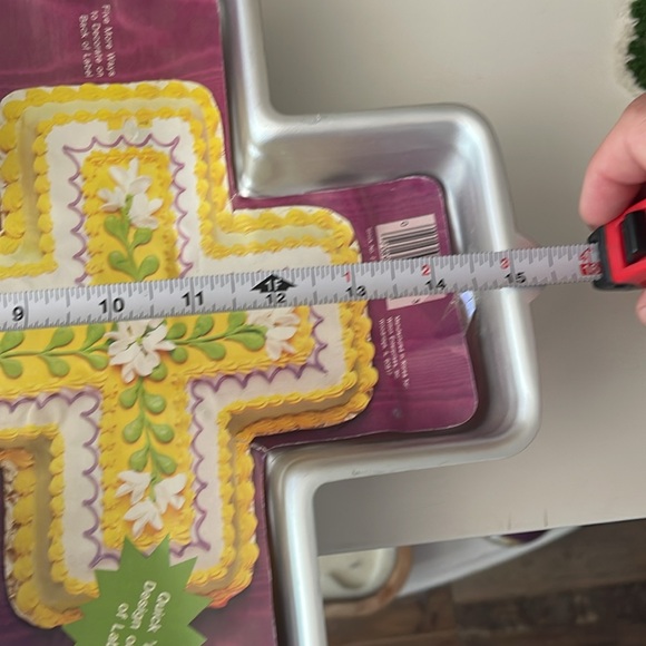 VTG Wilton Cross Cake Pan - Picture 9 of 10